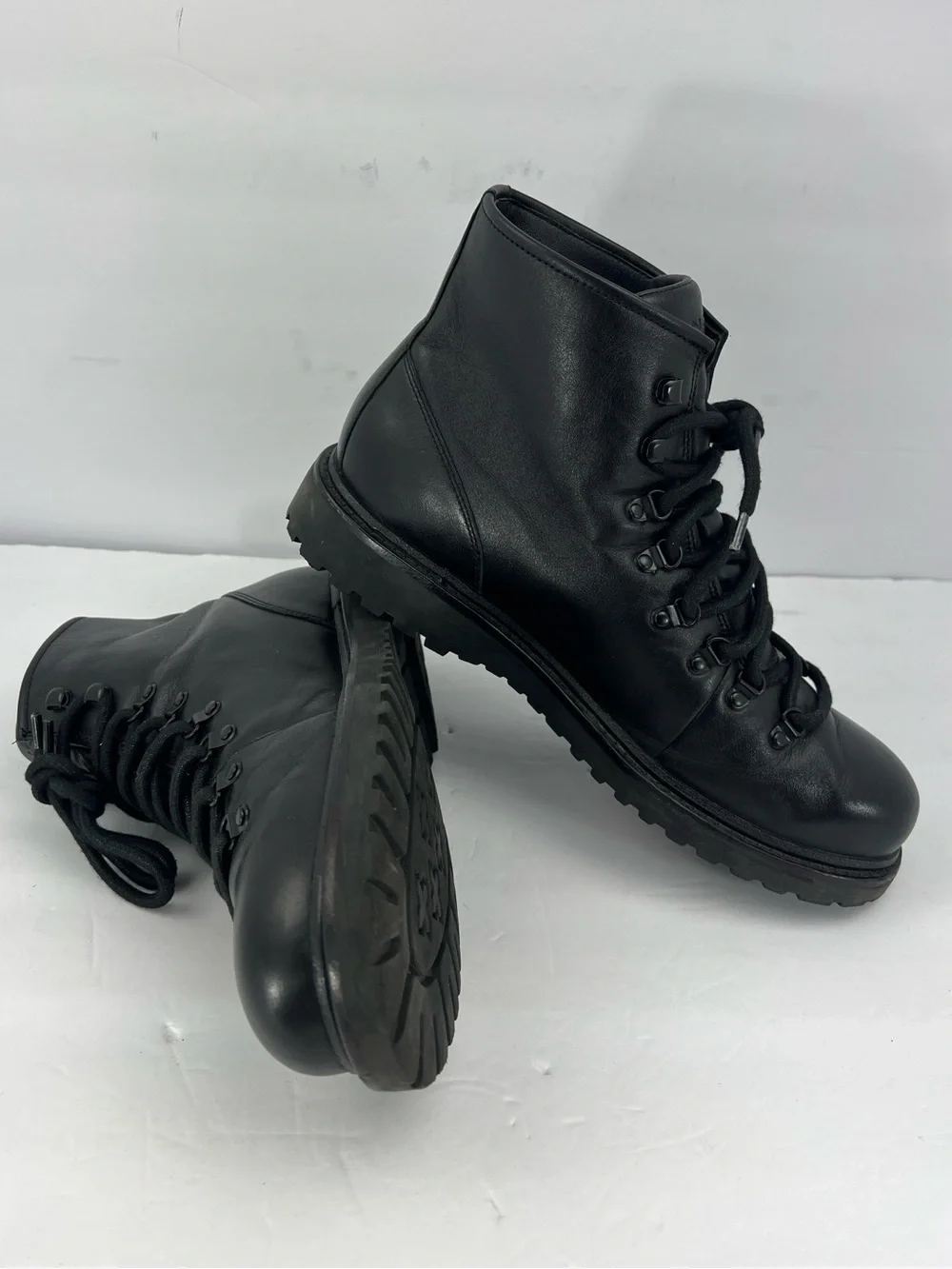VINCE SAFI LACEUP BOOTS, BLACK UPPER LEATHER, SIZE US10, EU44